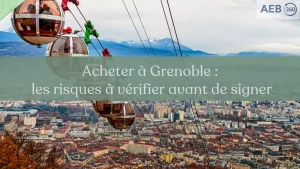 Expert en bâtiment AEB 360 inspectant une maison avant achat à Grenoble avec les Alpes en arrière-plan